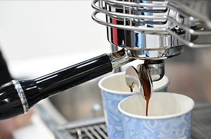 Кофе подорожал на треть, а спрос упал: Что происходит с рынком в России