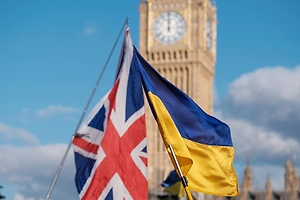 «Ужасные условия»: Британия обнажила суровую реальность цены мира для Украины