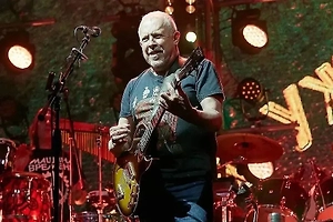 Макаревич* и «Машина времени» заработают миллионы в День защитника Отечества