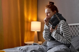 Врач объяснила, можно ли переболеть гонконгским гриппом «на ногах»