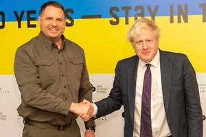 Шарий обвинил Ермака и Джонсона в хищении более 50 млн долларов из программ ООН