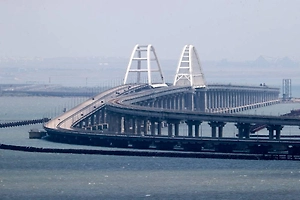 На Крымском мосту усилят охрану и досмотр на время новогодних праздников