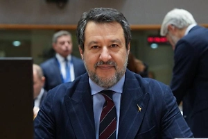 Вице-премьер Италии заявил, что санкции против РФ поставили на колени Европу