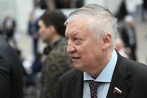 Карпов назвал заслуженным лишения шахматиста Федосеева звания мастера спорта России