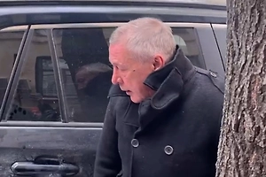 «Дистанцировался»: Охлобыстин рассказал, что Ефремов тяжело переживает смерть двух бывших жён