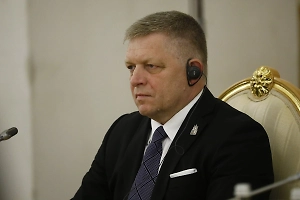 Фицо сообщил о сильном повреждении его самолёта в аэропорту Брюсселя 