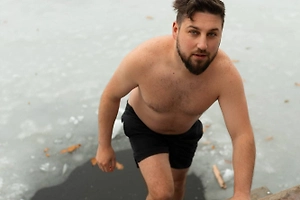 Российским «моржам» напомнили о рисках экстремального закаливания