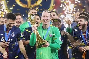 Русский герой Парижа: Сафонов оказался на обложке L’Équipe, став легендой одного финала