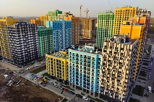 Десять городов-миллионников в России «тонут» в нераспроданных квартирах