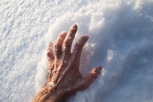 Медик рассказала, как правильно оказывать первую помощь при обморожении