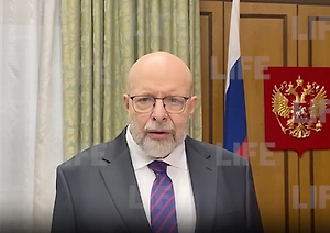 Дмитрий Саймс рассказал Life.ru, найдётся ли место для Зеленского в послевоенной Украине