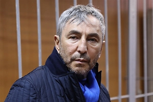 Фотографии бизнесмена Умара Джабраилова найдены в архивах Эпштейна