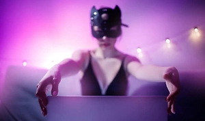 Украинец 8 лет преследует девушку из Казахстана, создавая порно-дипфейки с её участием