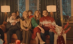 RT в честь Рождества посвятил сатирическую песню оправданиям лидеров Европы