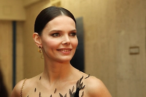 «Буду в ней мыть посуду»: Боярская показала подарки от мужа и сына на 40-летие