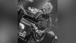 Гитарист и клавишник The Cure Перри Бэмоунт умер в возрасте 65 лет