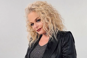 Долина начала вывозить вещи из квартиры Лурье — видео