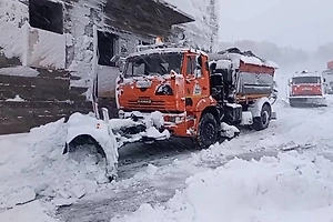 На Камчатке циклон парализовал дорожное движение