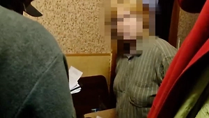 ФСБ опубликовала видео задержания пособницы Киева из Донецка