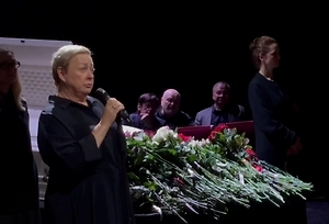 «Боженька услышал»: Аронова рассказала о желании умершей на похоронах Лобоцкого Алентовой