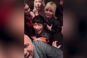 Клава Кока, IOWA, Валерия и Иосиф Пригожин застряли в лифте и спели песню