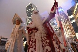 Соцфонд России раскрыл размер пенсии Деда Мороза