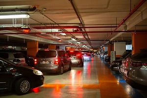 На подземной парковке на северо-востоке Москвы произошёл взрыв