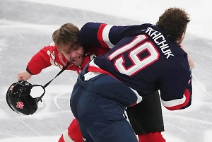 Ледовое побоище по расписанию: Форвард хоккейной сборной США Ткачук рассказал о драке с канадцами