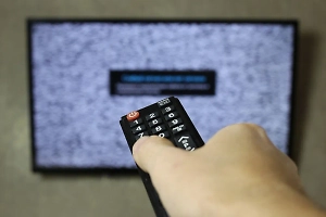 Российский телеканал оштрафовали на 1 млн рублей за пропаганду ЛГБТ*