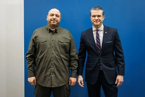 Украинский министр обороны провёл первую встречу с новым главой Пентагона