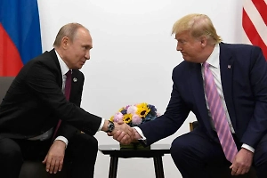 Песков: Путин сказал Трампу, что надо устранить первопричины кризиса на Украине
