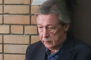 Ефремову грозит ШИЗО за использование мобильного телефона в колонии