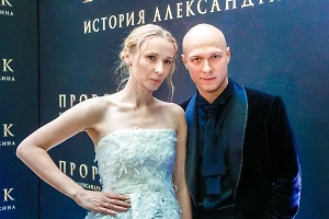 История любви, достойная «Оскара»: Стало известно, как Юра Борисов добивался жены в «Щепке»