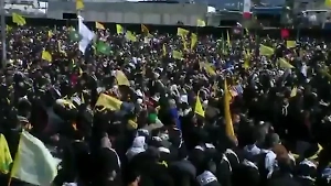 Полный стадион и флаги «Хезболлы»: В Бейруте проходят масштабные похороны убитого Израилем Насраллы