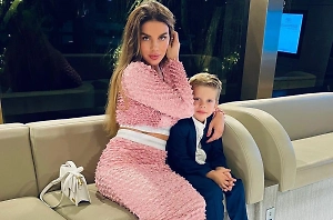 «Твой папа умер»: 7-летний сын Седоковой узнал о смерти Яниса Тиммы от незнакомца