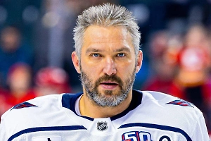 Олимпийский чемпион Прохоров хочет увидеть Овечкина на ОИ-2026 в составе сборной России