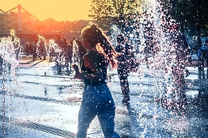 Сойдём с ума от жары: синоптики рассказали, какой будет погода этим летом
