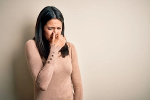 Подмосковные врачи изъяли из носа женщины залежи угля, с которыми она ходила год