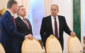 Лавров: Киев может дать гарантии безопасности РФ после приказа Зеленскому из США