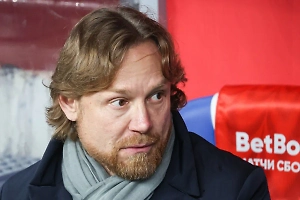 Главный тренер сборной России по футболу рассказал, почему не выбрал хоккей 