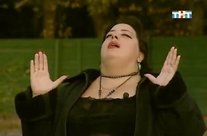 Умерла яркая участница «Битвы экстрасенсов», ставшая мемом после фразы «Господи, помилуй»