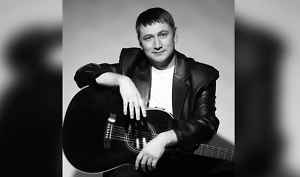 Российский музыкант умер на автовокзале в Барнауле
