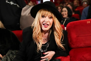 Звукорежиссёр заподозрил искусственный интеллект в исполнении «песни Пугачёвой» о героях ВОВ