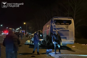 Гладков показал последствия крупной аварии автобусов в Белгородской области