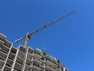 Количество погибших при падении подъёмного крана на поезд в Таиланде возросло до 22