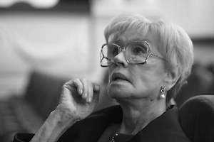 Театр Пушкина снял со сцены спектакль, в котором играла Вера Алентова