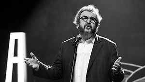 Спектакли с участием Золотовицкого отменяли за 1,5 месяца до его смерти