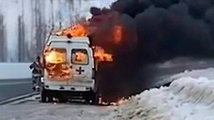 В Херсонской области машина скорой помощи подорвалась на минах «лепестках»