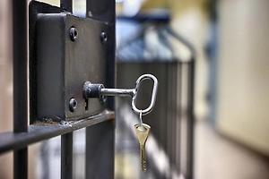 18 лет и 109 млн штрафа для майора: Суд поставил точку в громком деле следователей СК и Merlion