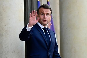 Макрон скептически оценил шансы на скорый мир на Украине